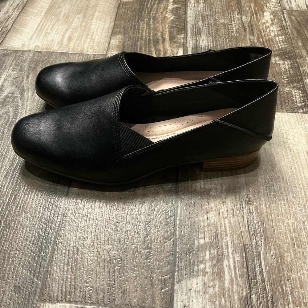 Clark’s Black Leather Low Block Heel Loafers Size 10 - Picture 9 of 16